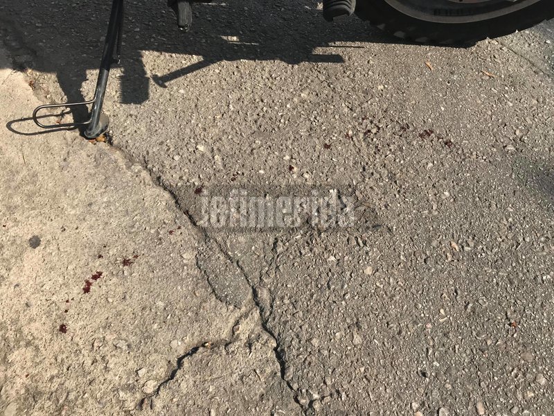 Αίμα στο δρόμο από τους τραυματισμένους οπαδούς του ΠΑΟΚ