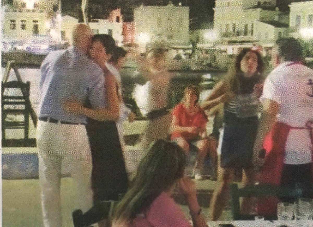 Το ερωτικό βαλς του πρώην πρωθυπουργού με την αγαπημένου του